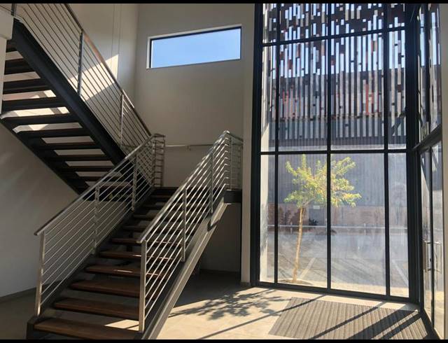 INDUSTRIAL PROPERTY TO RENT IN SAMRAND BUSINESS PARK